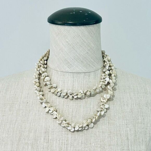 Vintage Boho Shell Necklace - Picture 2 of 7